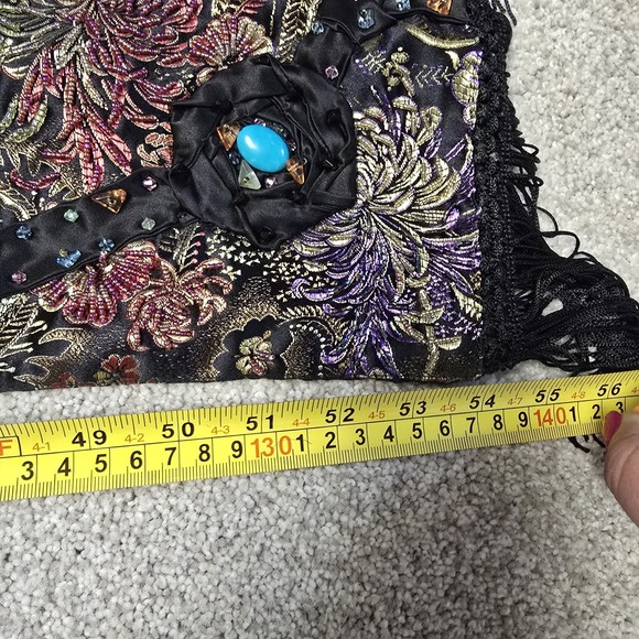 Mary Frances Scarf  100% Polyester w/Appliqué Embellishment‎ And Beaded Fringe - Picture 6 of 6